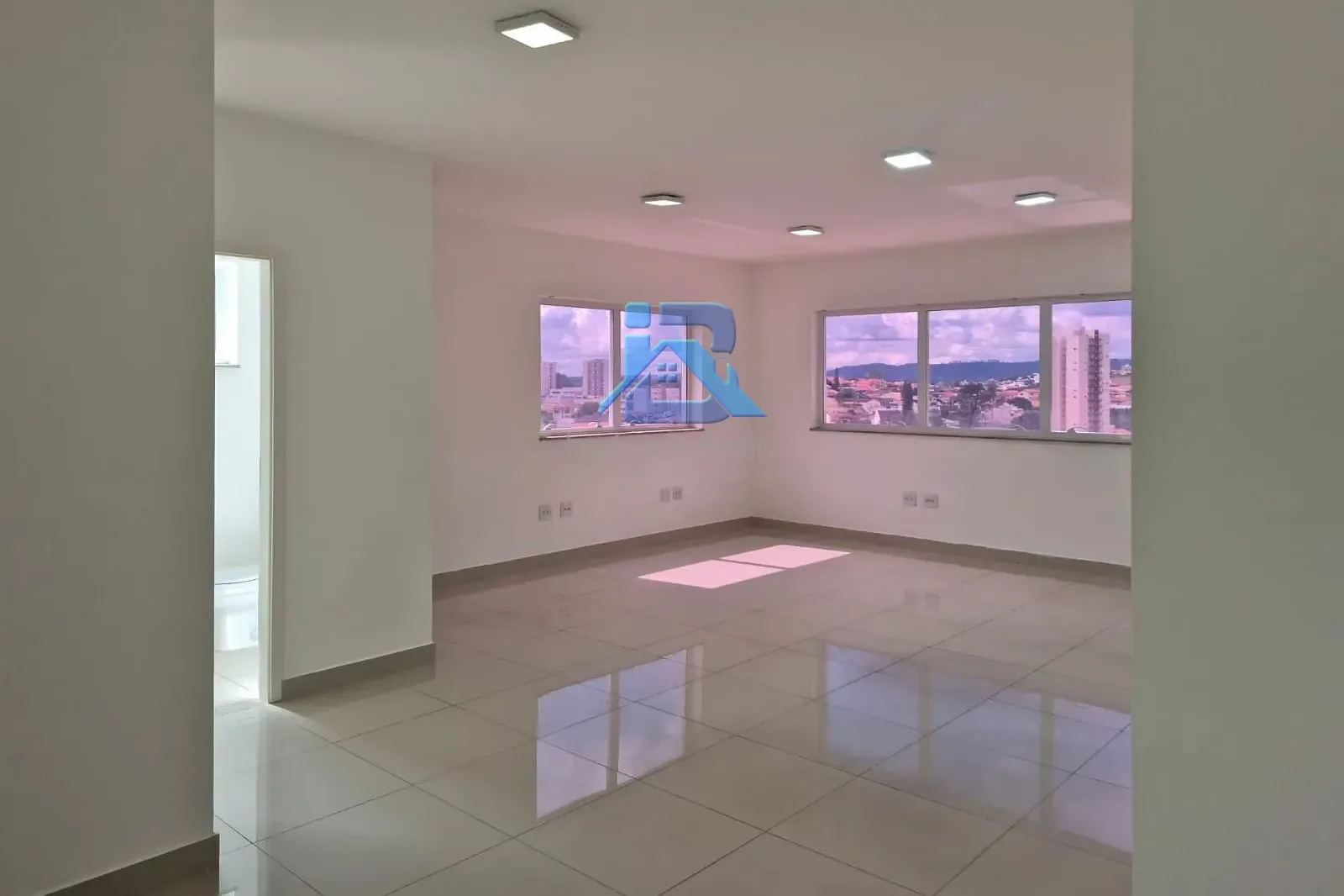 para locação, Centro, Itatiba, SP - Sala Comercial em Centro SP