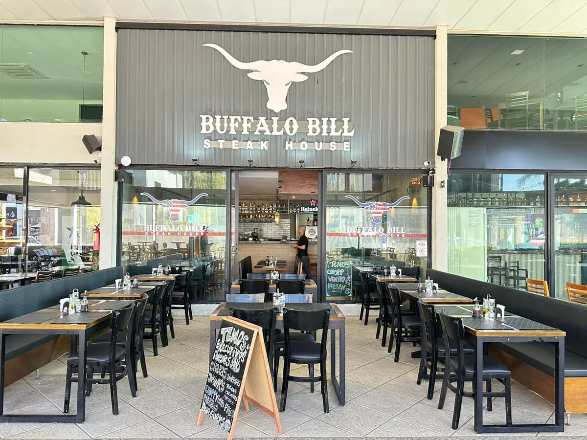 Óptica Center — Restaurante em Itatiba em Itatiba