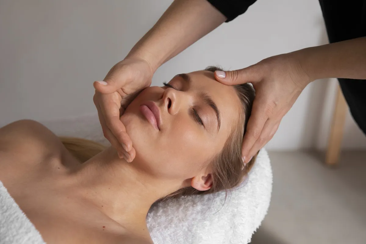 New Bronze e Beauty — Estética Avançada em Itatiba em Itatiba